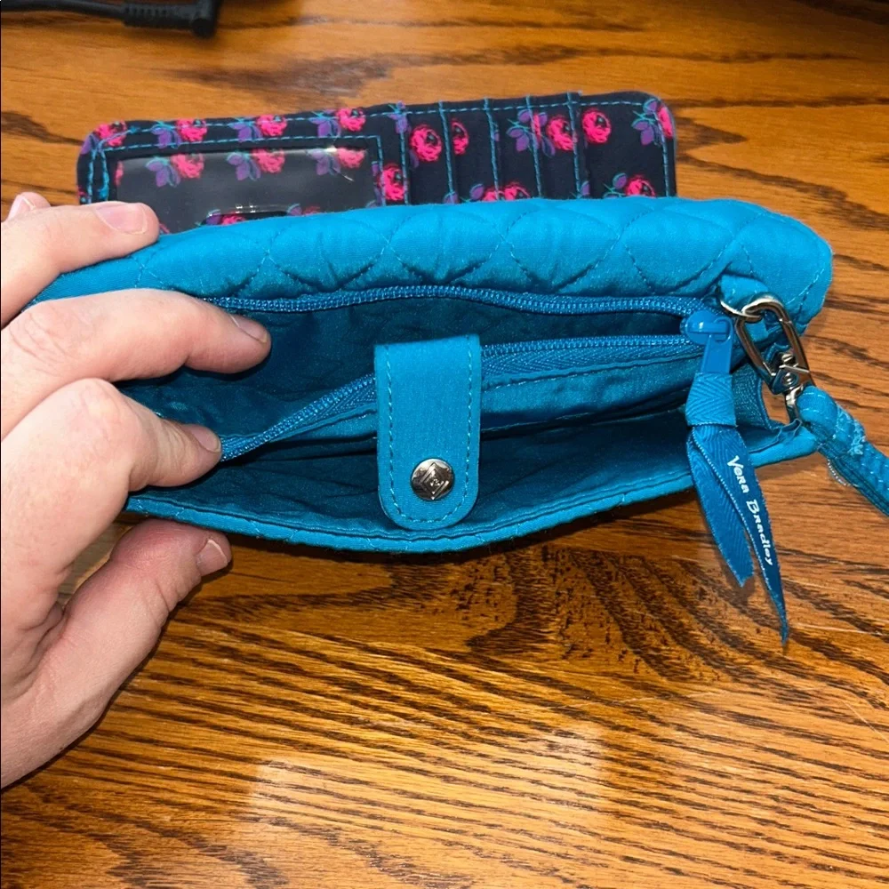 Vera Bradley Bahama Bay Blue Smartphone Wristlet Wallet